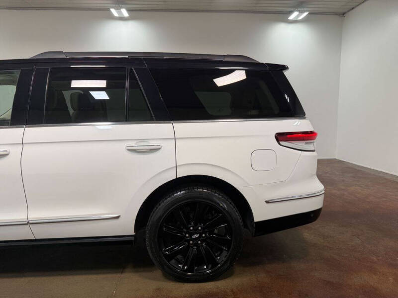 2024 Lincoln Navigator Black Label