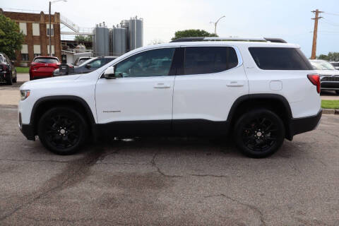 2023 GMC Acadia SLT