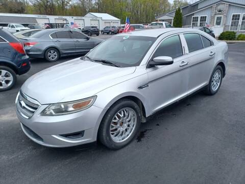2011 Ford Taurus for sale at Patrick Auto Group in Knox IN