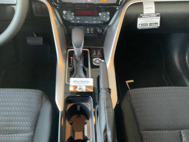 2026 Mitsubishi Eclipse Cross LE