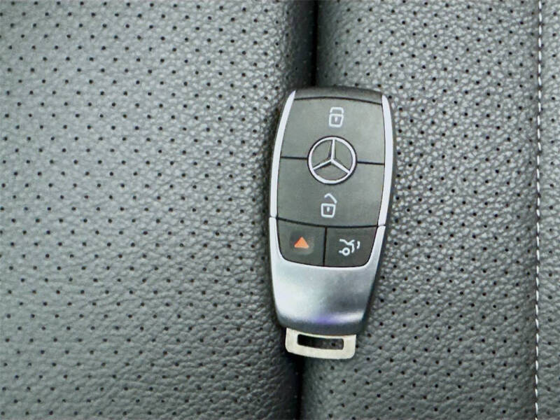 2023 Mercedes-Benz C-Class C 300 4MATIC