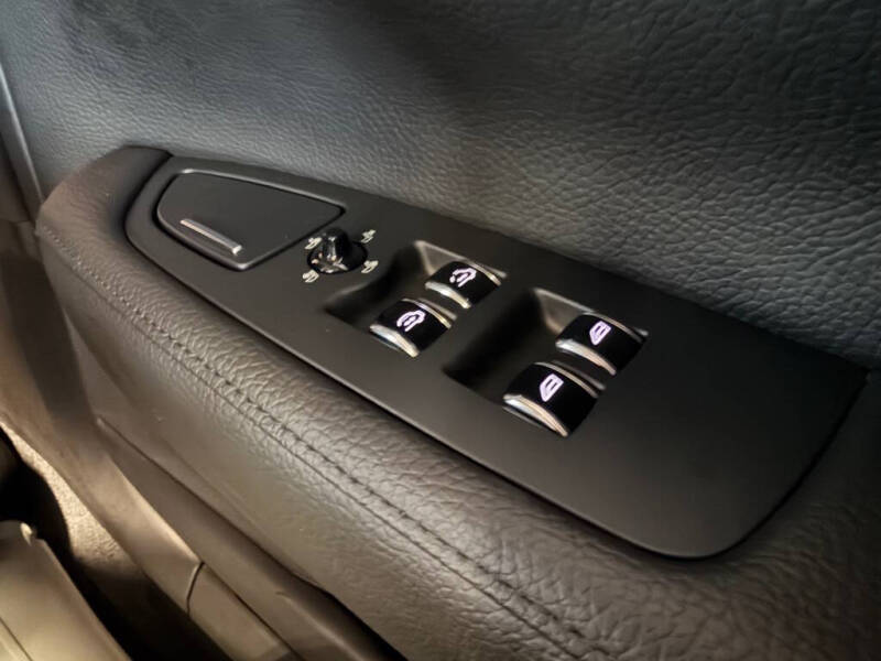 2018 Volvo S90 T5 Momentum