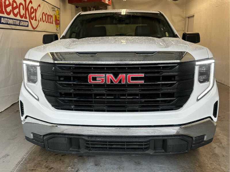 2023 GMC Sierra 1500 Pro