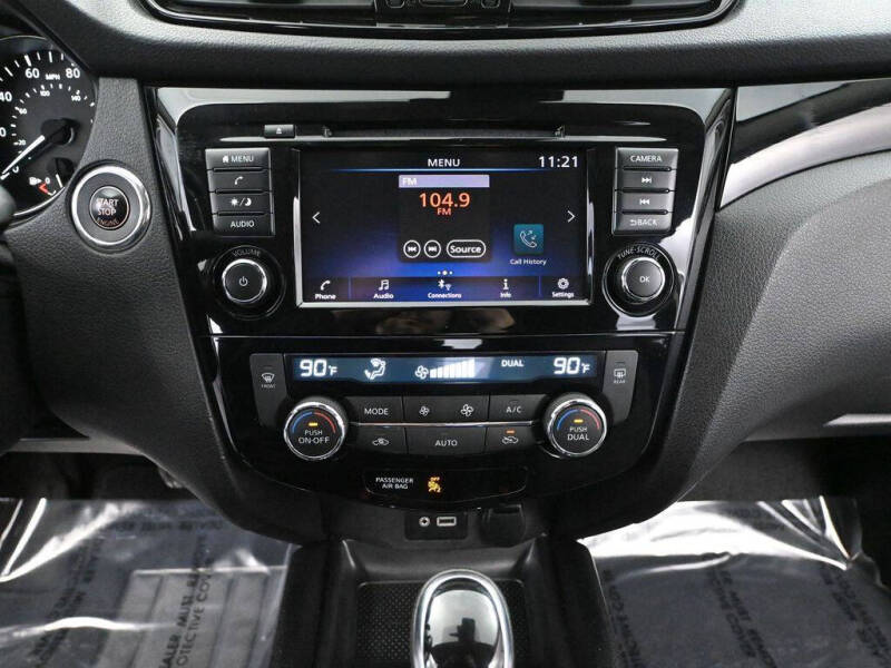 2021 Nissan Rogue Sport SV