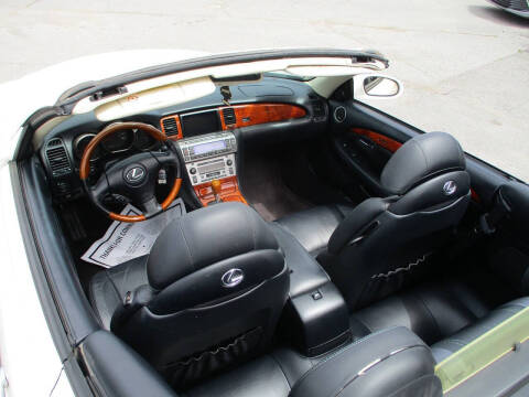 2005 Lexus SC 430