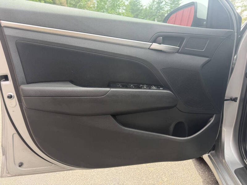 2020 Hyundai Elantra