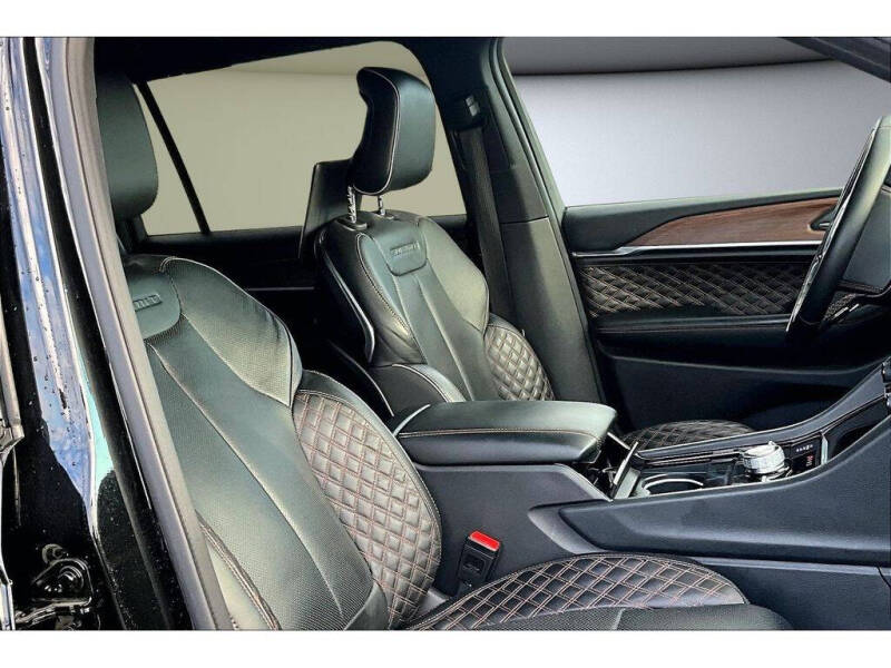 2024 Jeep Grand Cherokee L Summit