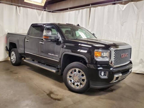 2017 GMC Sierra 2500HD for sale at COLE Automotive in Kalamazoo MI