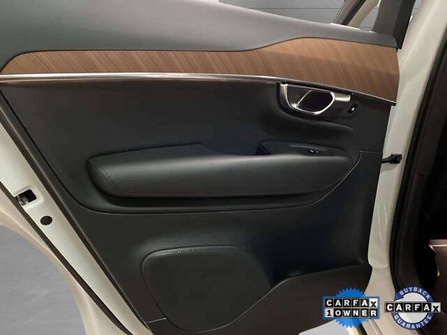 2025 Volvo XC90 B6 Plus Bright Theme 7P