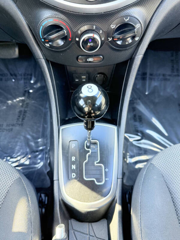 2014 Hyundai Accent GS