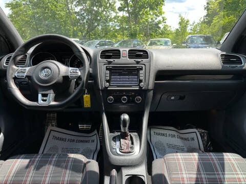 2012 Volkswagen GTI Base PZEV