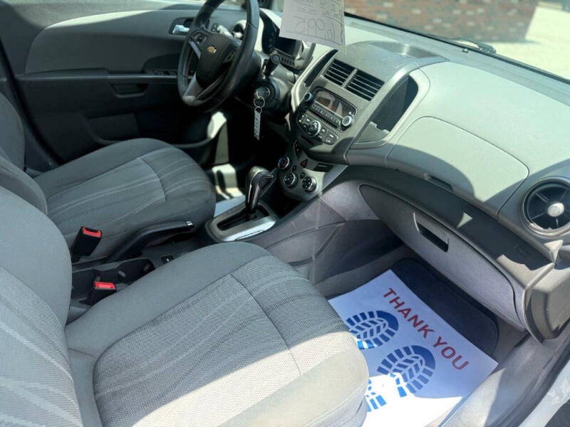 2014 Chevrolet Sonic LT Auto