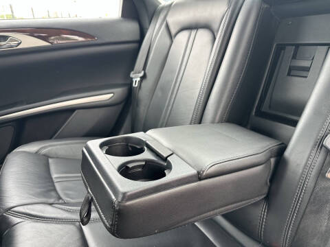 2016 Lincoln MKZ