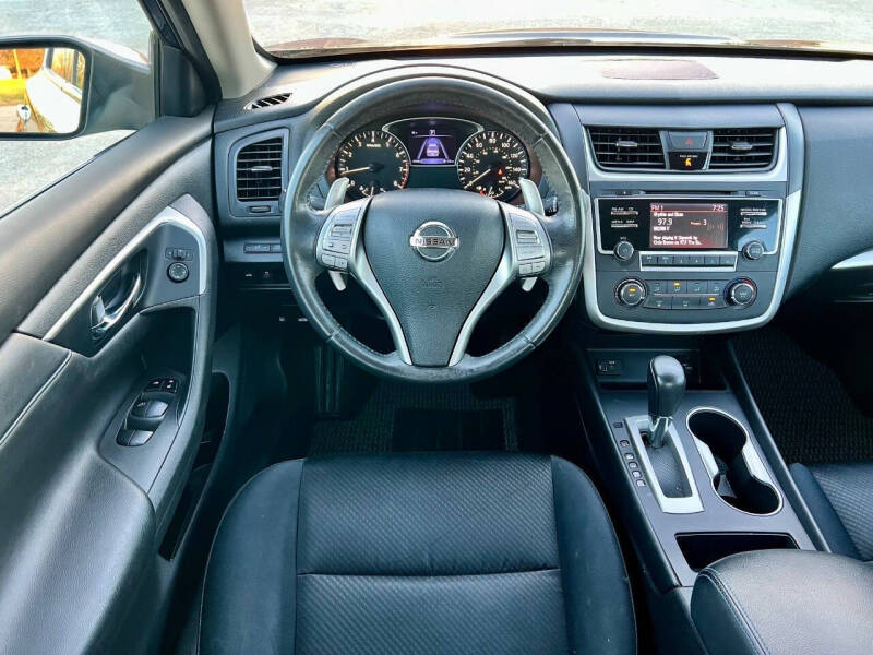 2017 Nissan Altima 2.5 SR