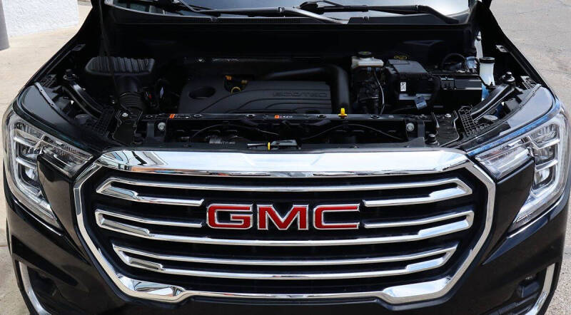 2023 GMC Terrain SLT