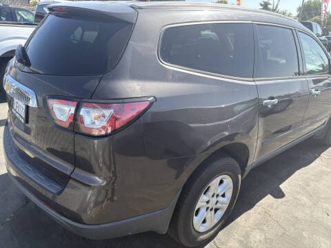 2017 Chevrolet Traverse LS