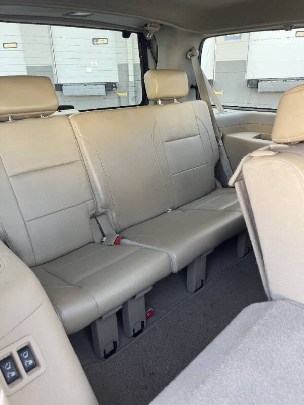 2015 Nissan Armada Platinum