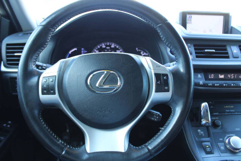 2013 Lexus CT 200h