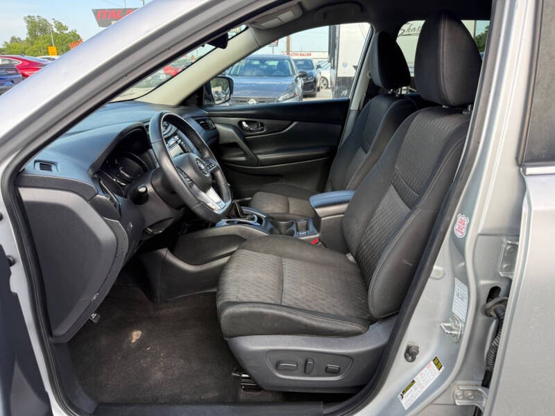 2019 Nissan Rogue S