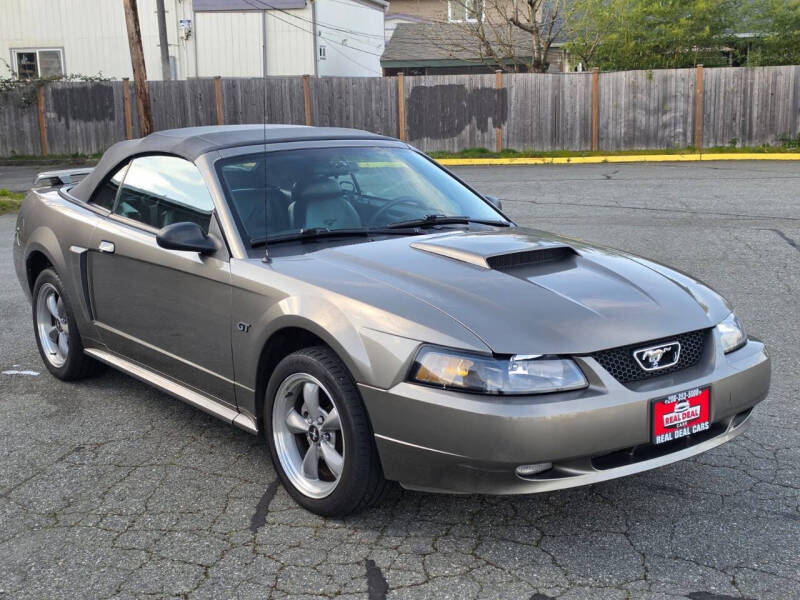 2002 Ford Mustang GT Deluxe