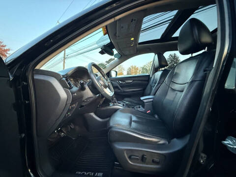 2017 Nissan Rogue Hybrid