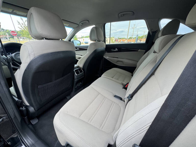 2016 Kia Sorento LX