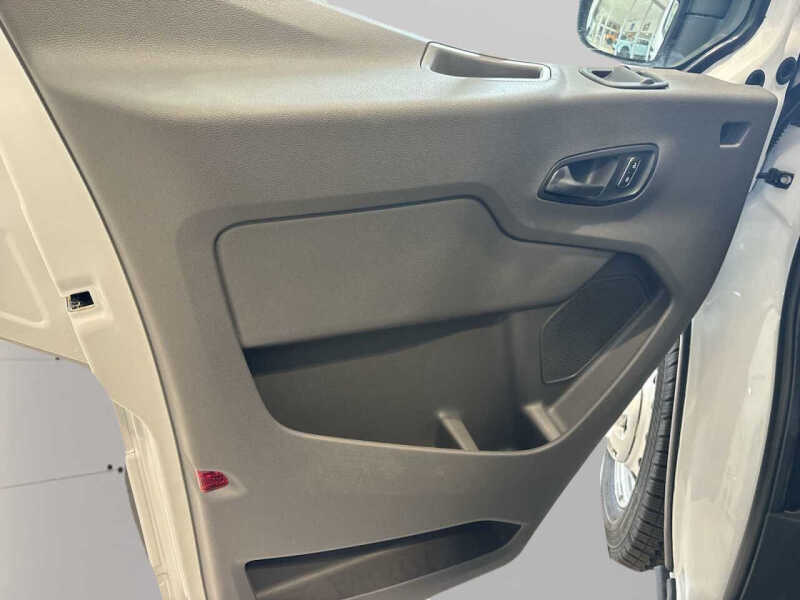 2026 Ford Transit 250