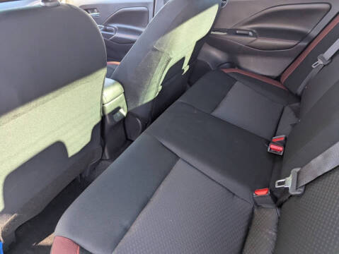 2025 Nissan Versa SR