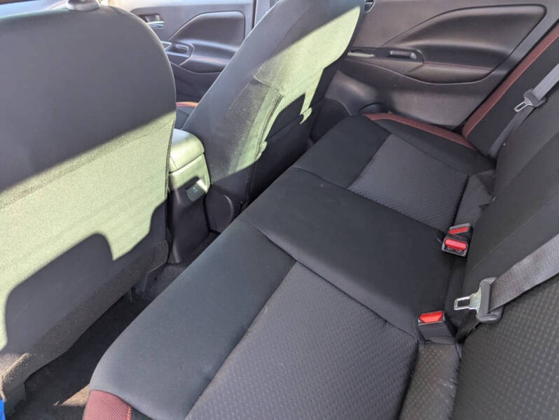 2025 Nissan Versa SR