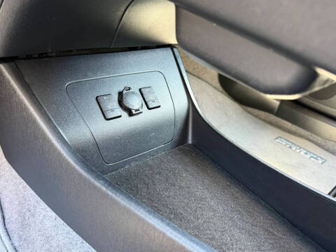 2014 Toyota Prius Plug-in Hybrid