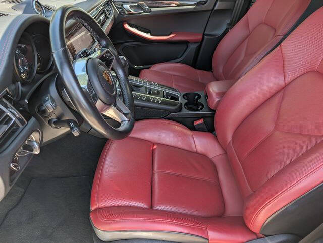 2020 Porsche Macan