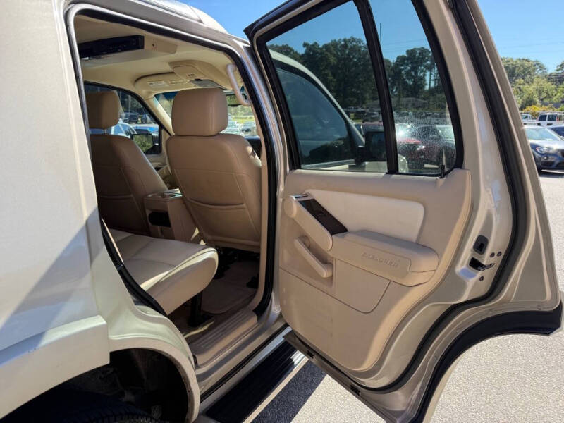 2006 Ford Explorer Limited