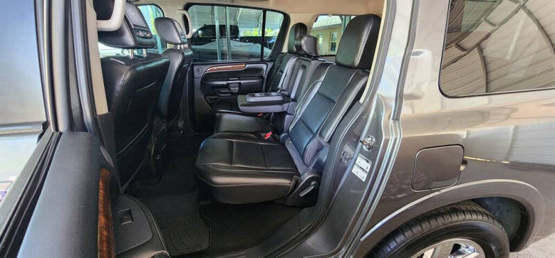 2013 Nissan Armada Platinum
