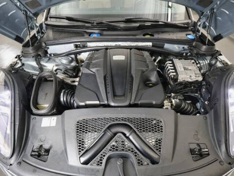 2021 Porsche Macan S