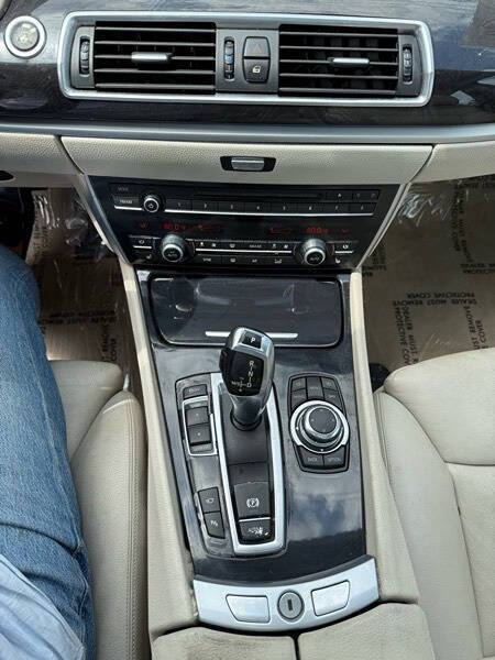 2010 BMW 5 Series 550i Gran Turismo