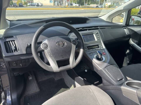 2015 Toyota Prius Two