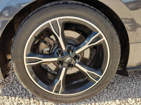 2017 Ford Mustang V6