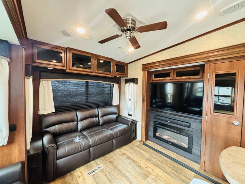 2018 Jayco Eagle 355MBQS