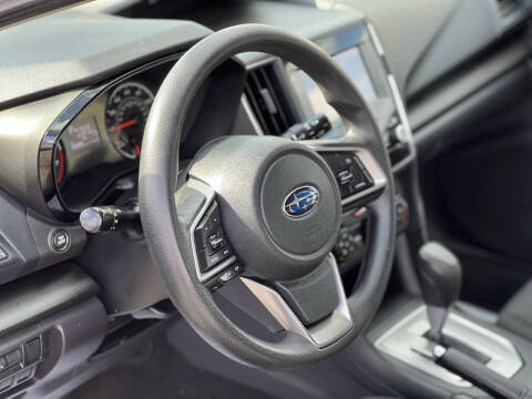 2017 Subaru Impreza 2.0i