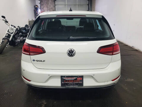 2017 Volkswagen e-Golf SEL Premium