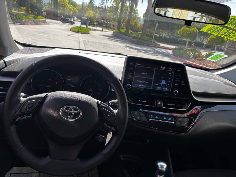 2020 Toyota C-HR LE