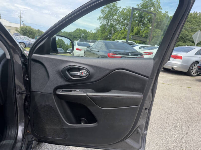 2019 Jeep Cherokee Trailhawk