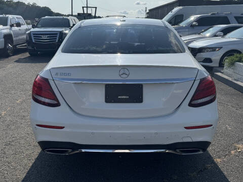 2019 Mercedes-Benz E-Class E 300