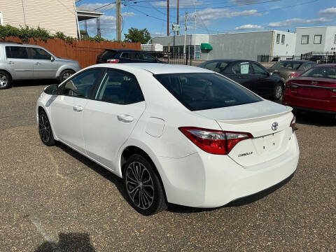 2015 Toyota Corolla S Plus