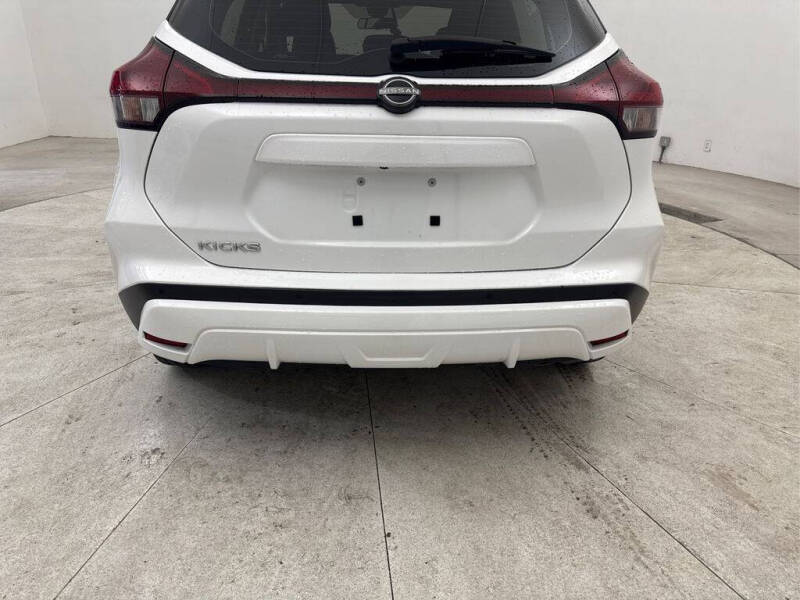 2022 Nissan Kicks S