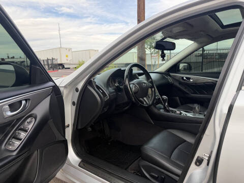 2014 Infiniti Q50 Premium