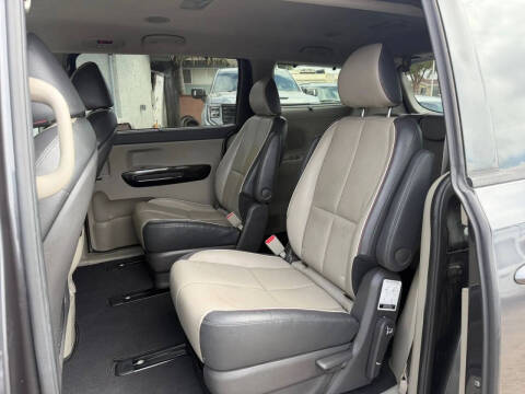 2018 Kia Sedona