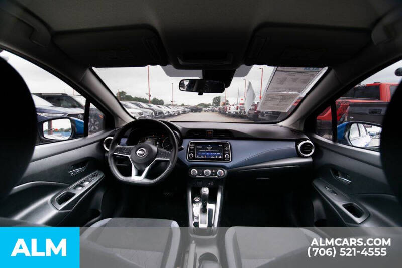 2023 Nissan Versa SV