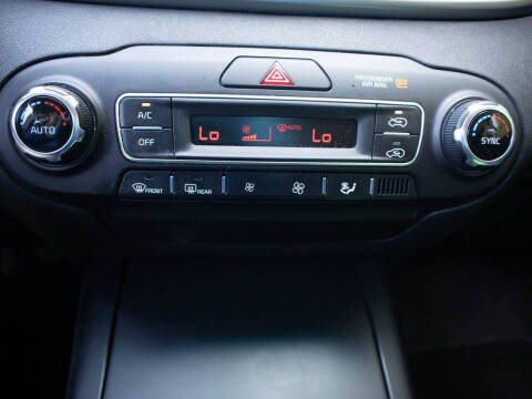 2019 Kia Sorento LX V6