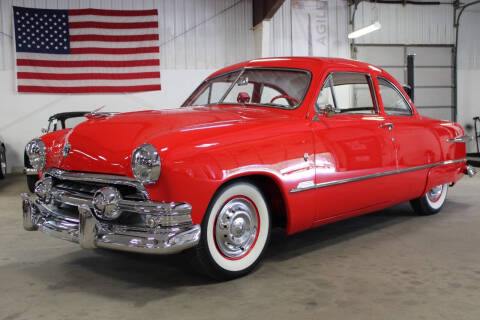 1951 Ford Custom Deluxe
